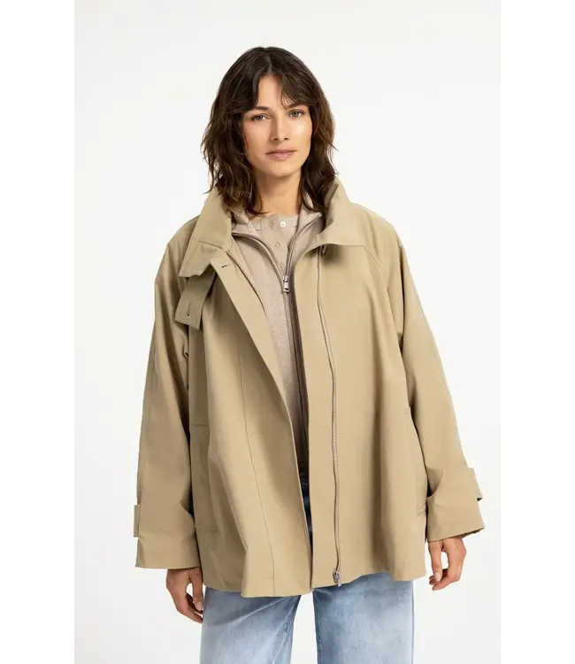 A-lijn korte trenchcoat