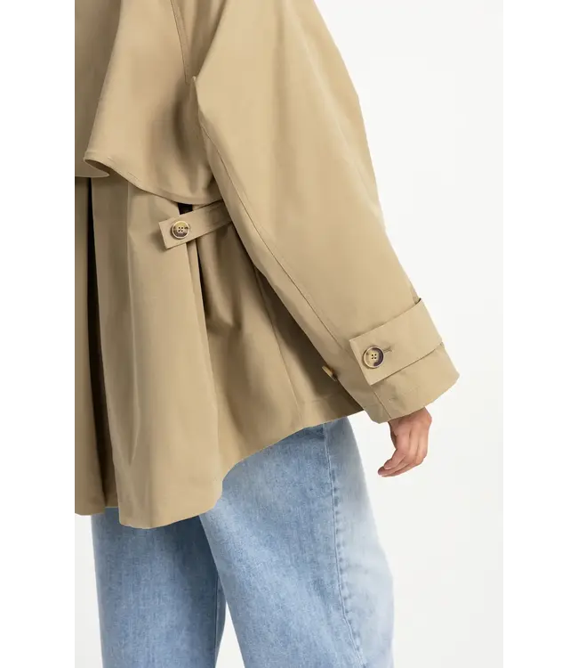 A-lijn korte trenchcoat