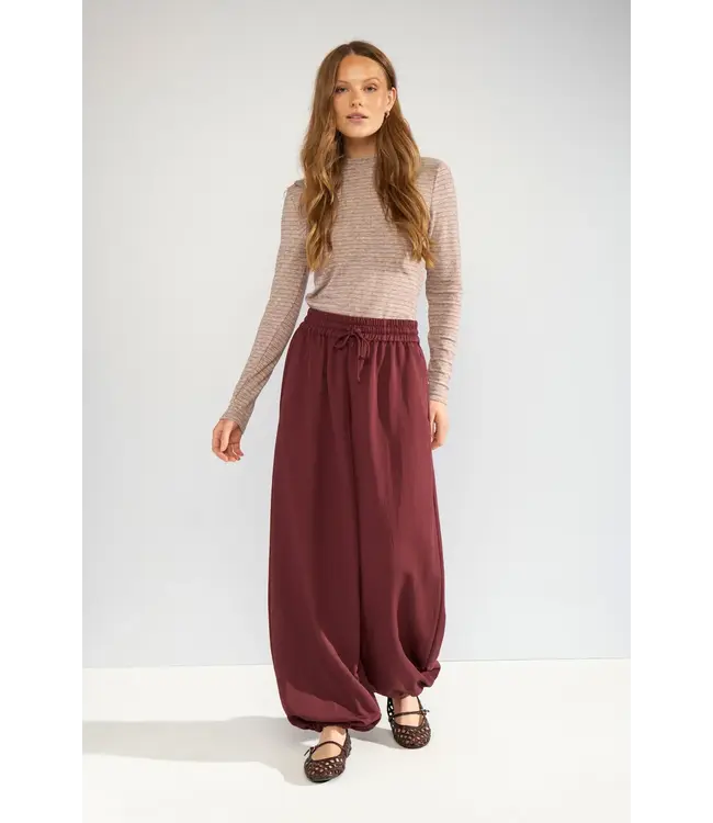 Svala parachute pants