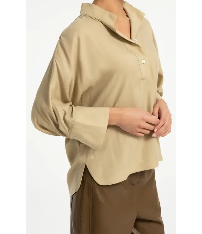 Zachte blouse met polokraag