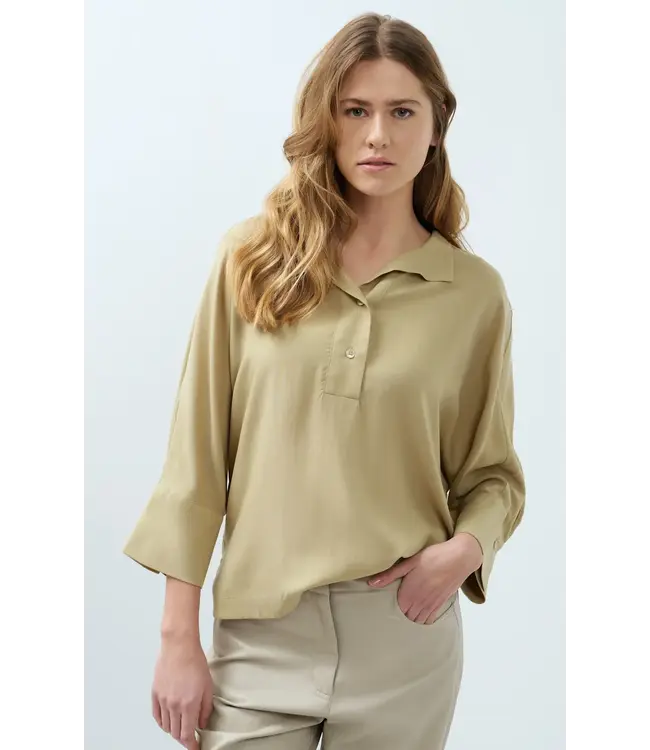 Zachte blouse met polokraag