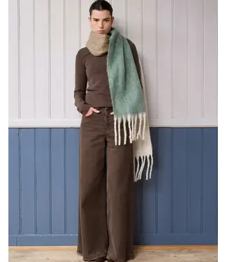 Another Label Thalia block scarf