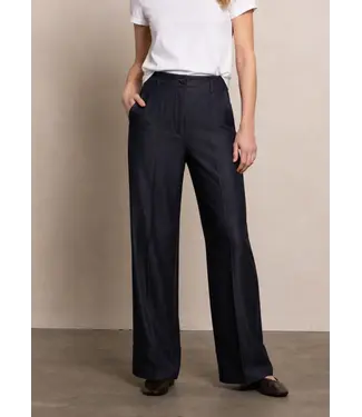 Simple Dorrit pants