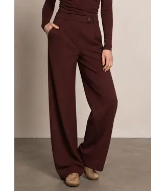 Simple Dafny pants