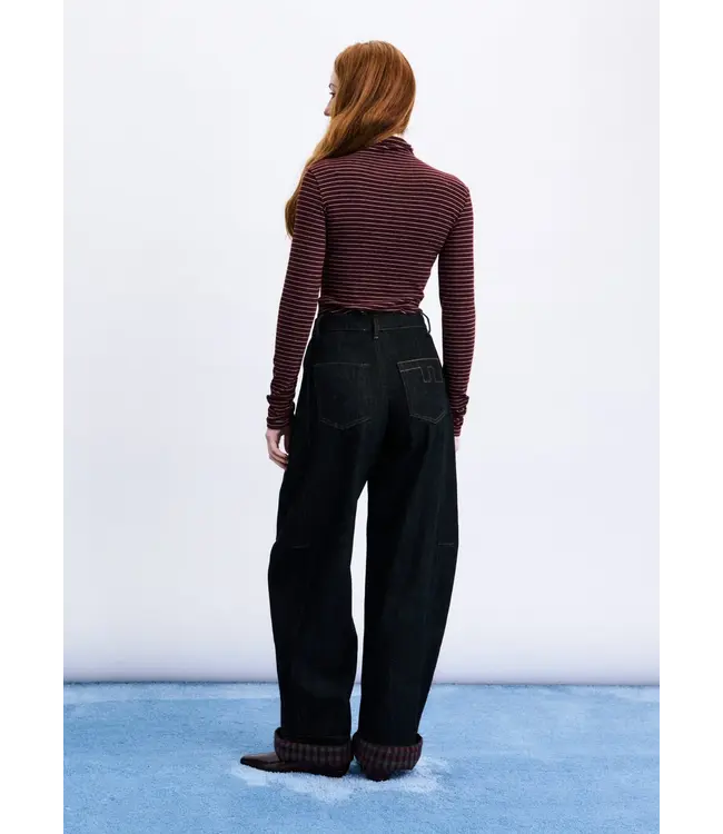 Bandai jeans