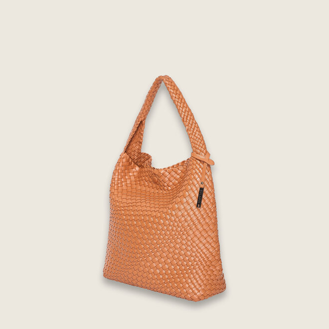 weave hobo ( cognac )