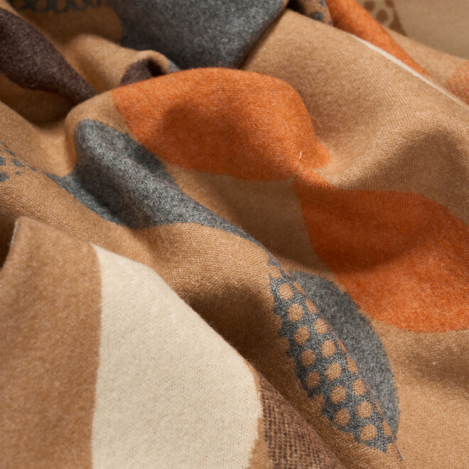 Half dots shawl ( camel )