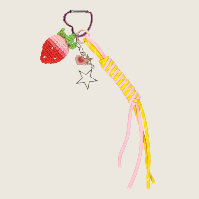 Bagcharm strawberry ( Pastel roze )