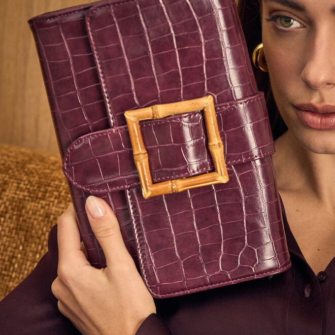 Croc Sezina clutch ( Bordeaux )