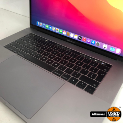 Apple Macbook Pro 15 2017 Space Grey | Core i7 | 16GB | 256GB