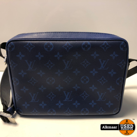 Louis Vuitton M30242 Outdoor Messenger bag Cobalt | In doos + bon