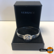 Versace Zilverkleurige armband | Nette staat | In doos