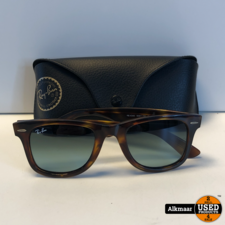 Rayban Ray-Ban Wayfarer RB4340 zonnebril | 50-22