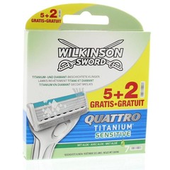 Wilkinson Quattro titanium sensitive mesjes 5+2 (7 st)