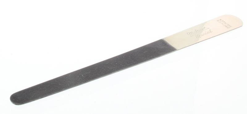 Malteser Malteser Nagelvijl 13cm nikkel rond 20-13 RD (1 st)
