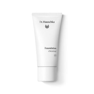 Dr. Hauschka Foundation 03 chestnut 30 Milliliter
