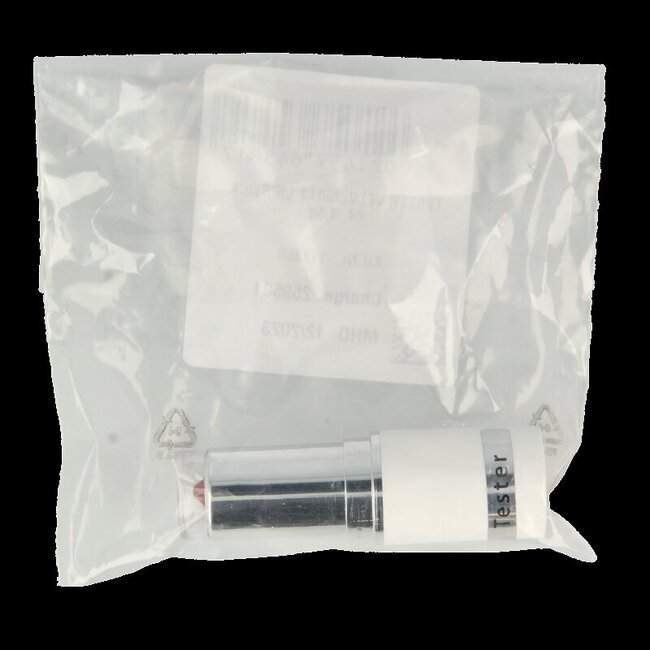 Lipstick velvet matt vivid red 04  tester 1 Tester