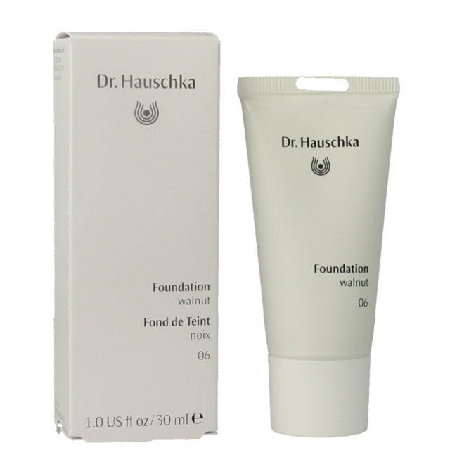 Fond de teint Dr. Hauschka 06 walnut 30 ml