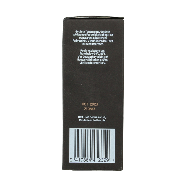 Living Nature Day light tinted moisturiser 50 mililitros