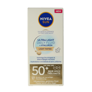 Nivea Nivea Sun fluid do twarzy na dzień SPF50, jasny odcień, 40 mililitrów