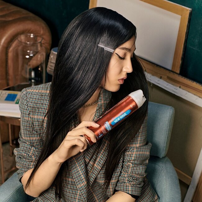 New Wave Ultra Strong Power Hold Hairspray 250ml