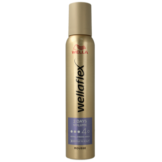 Wella Wella 2Day Volumen Ultra Starker Schaumfestiger 200 Milliliter