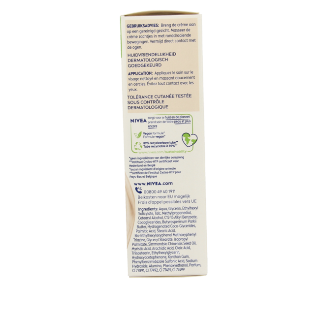 BB Cream Essentials Tonalità Chiara SPF15 50 Millilitri