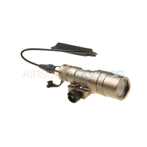 Night Evolution Night Evolution M300B Mini Scout Weaponlight Dark Earth Night Evolution Night Evolution M300B Mini Scout Weaponlight Dark Earth