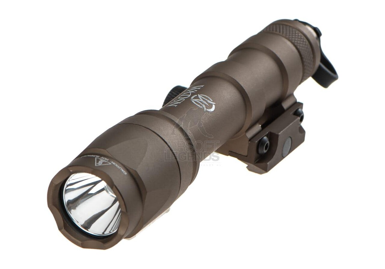 WADSN M600C Mini Scout Tactical Light Dark Earth WADSN M600C Mini Scout Tactical Light Dark Earth