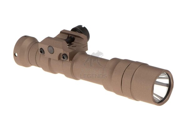 WADSN M600DF Tactical Light Dark Earth WADSN M600DF Tactical Light Dark Earth