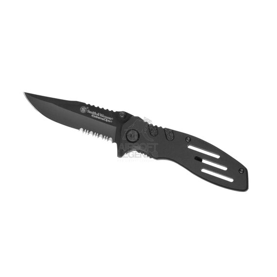 Extreme Ops SWA24S Serrated Folder