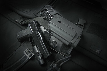 Holsters, Leg Panels & Adapters