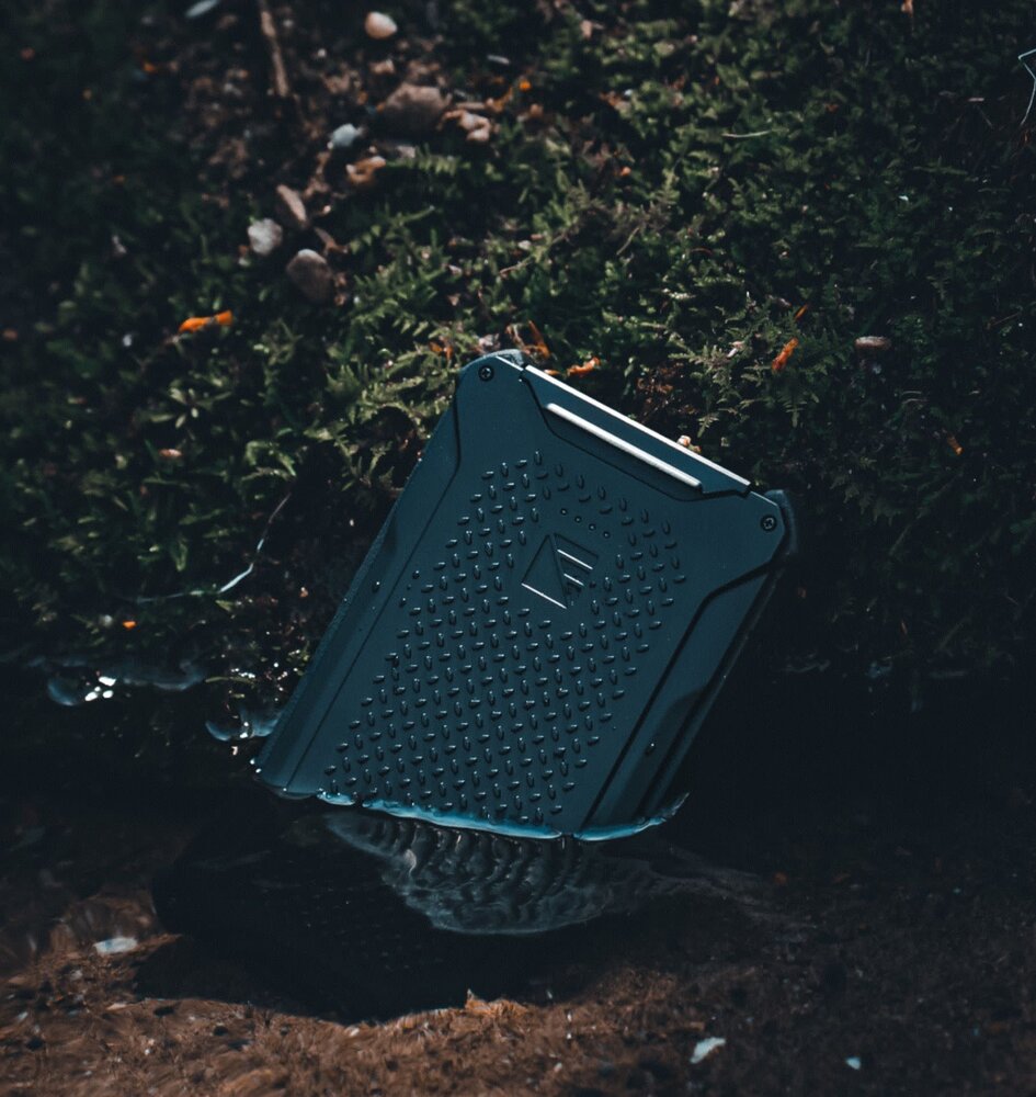 Dark Energy Poseidon Pro powerbank 10.200 mAh (waterdicht IP68) Zwart