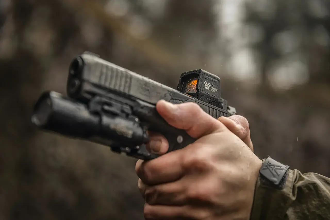 Vortex Optics Red Dot Venom Enclosed 3 MOA