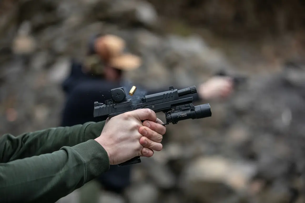 Vortex Optics Red Dot Venom Enclosed 3 MOA