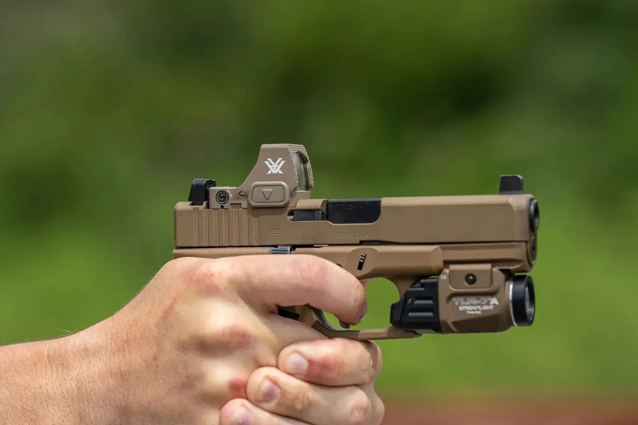 Vortex Optics Micro Red Dot Defender-ST 3 MOA Tan