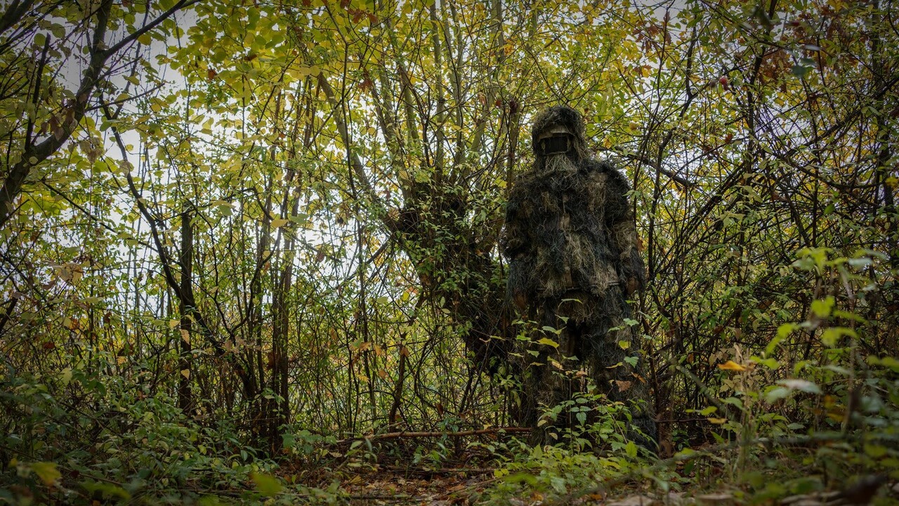 MFH 4-Piece Ghillie Suit Woodland MFH 4-Piece Ghillie Suit Woodland