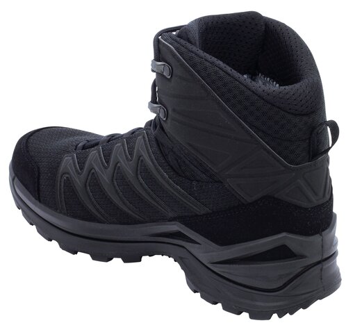 Lowa Innox Pro GTX Mid TF Boots, Black