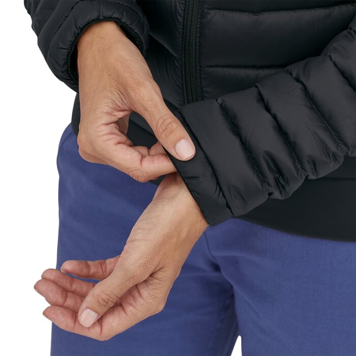 Patagonia W's Down Sweater Hoody - Black