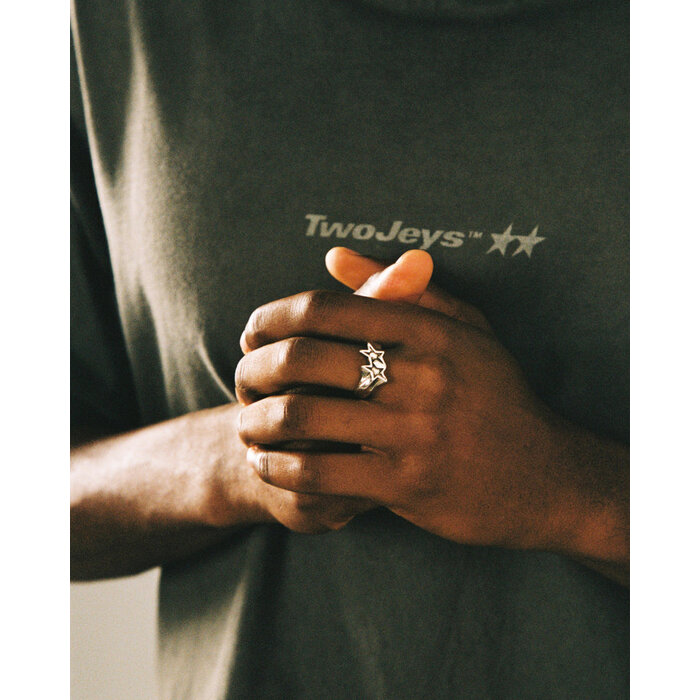 Twojeys Tilted Icon Ring - Plata