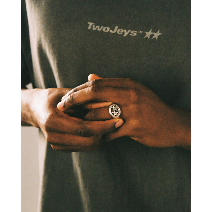 Twojeys Icon Signet Ring - Plata