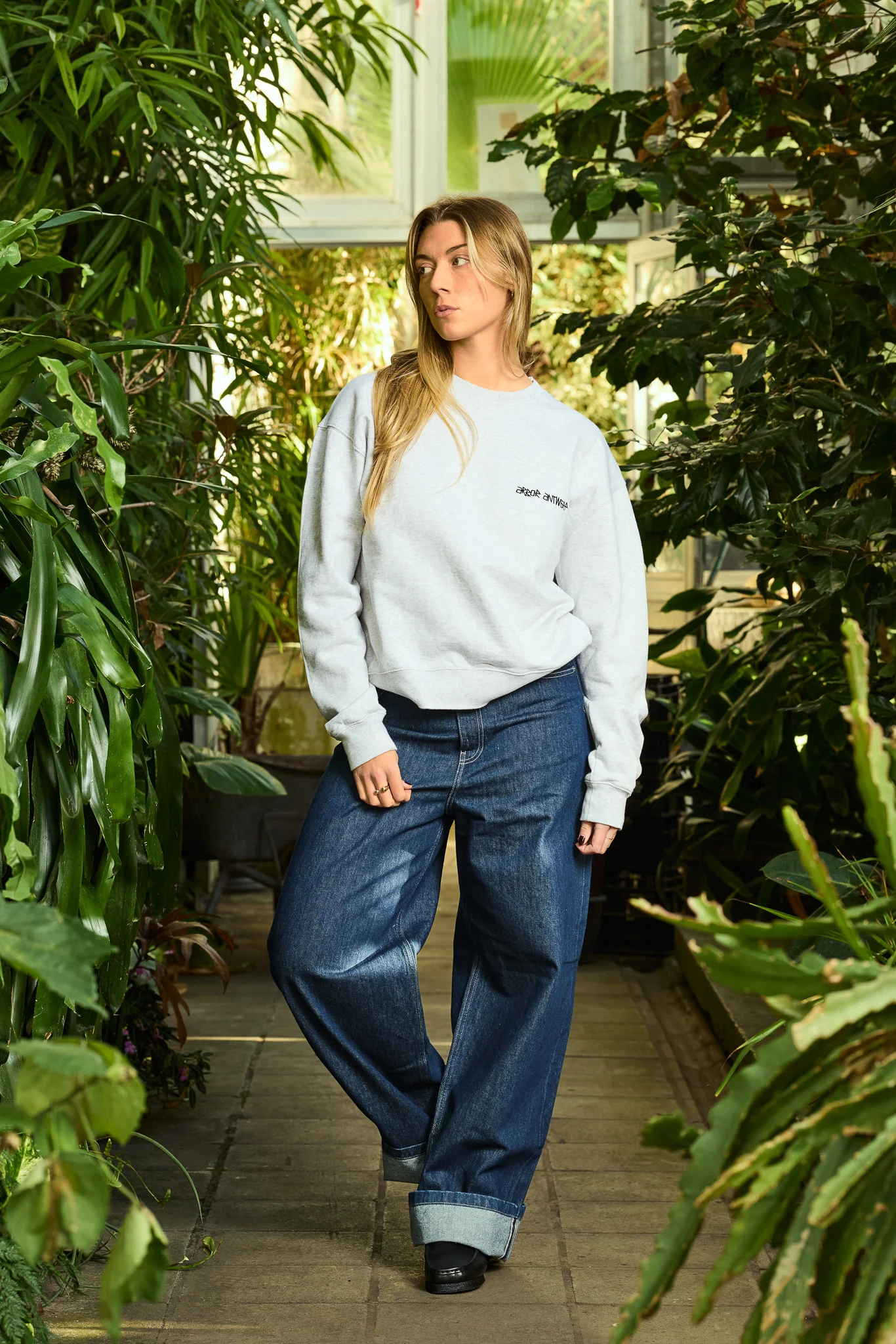 Arbor Antwerp Pink Blossoms Crewneck - Grey