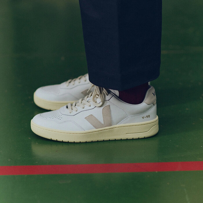Veja V-90 Leather - White/Natural