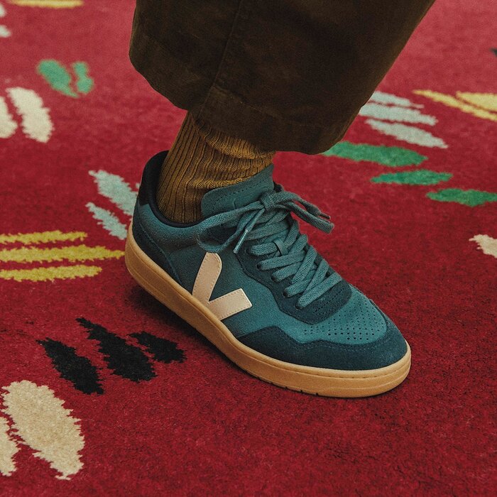 Veja V-90 Suede - California Pierre