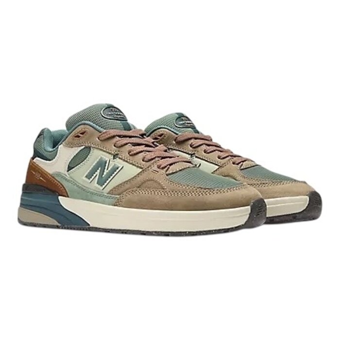 New Balance Numeric Numeric Andrew Reynolds 933 - Mushroom/New Spruce