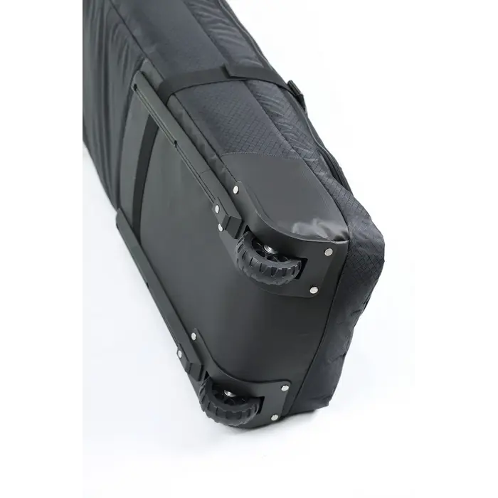 Nitro Tracker Wheelie Board Bag - Black