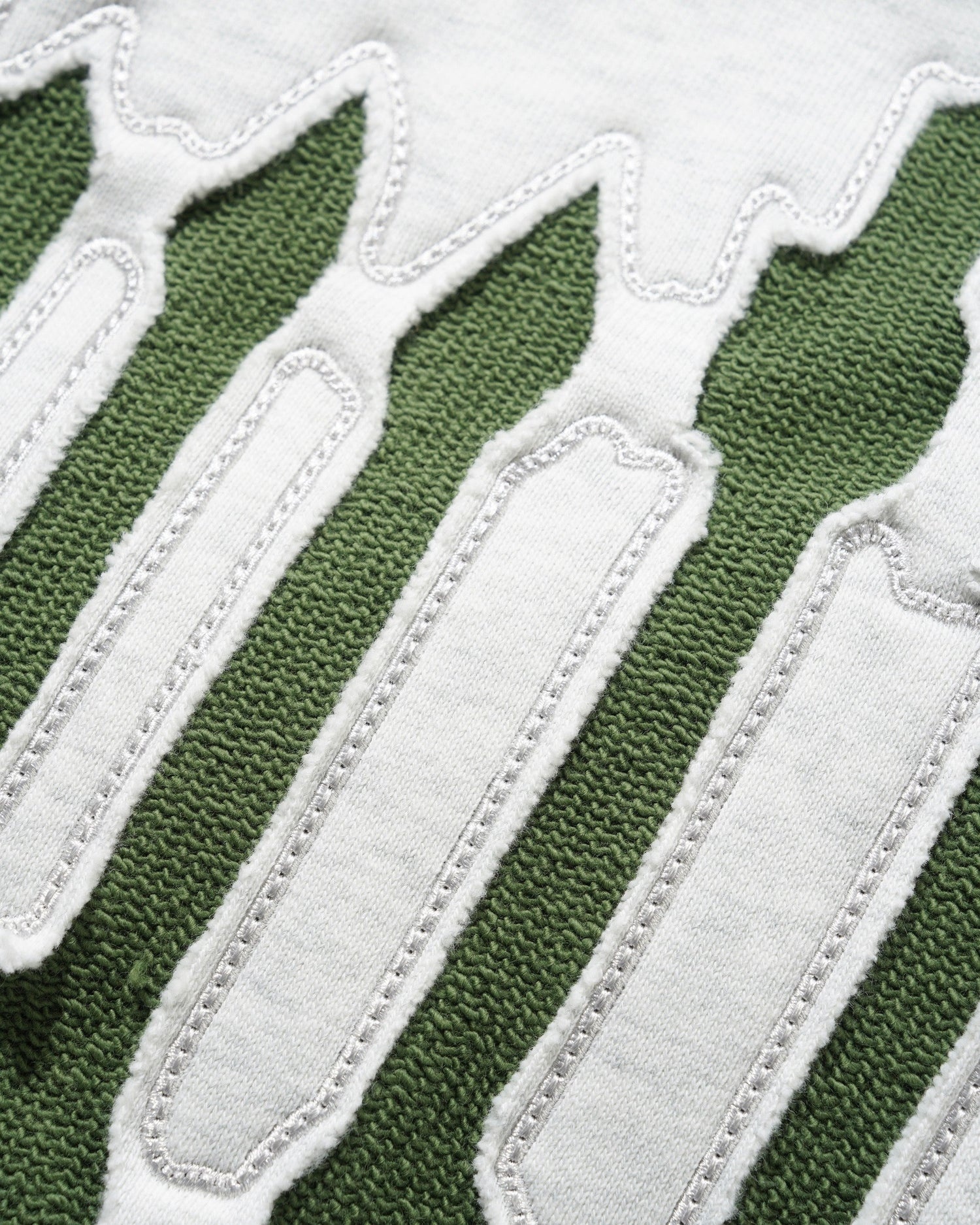 Butter Cut Out Applique Crewneck - Ash