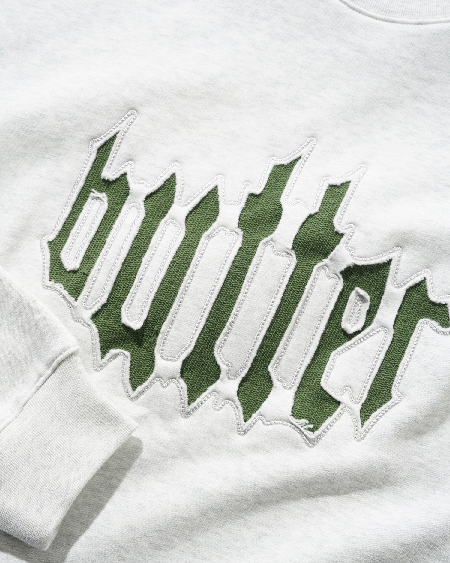 Butter Cut Out Applique Crewneck - Ash