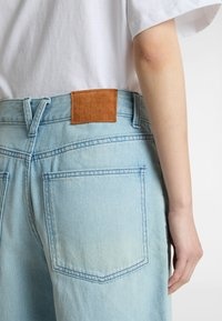 Vans Sirelle Cut-Off Jorts - Light Stone Blue