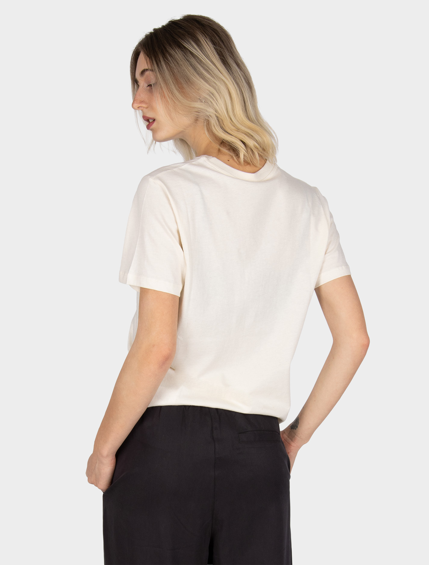 Irie Daily Stitch Flowers T-Shirt - Undyed